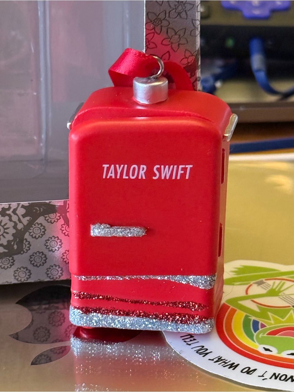 OFFICIAL Taylor Swift Red Glitter Mini Fridge Ornament IN OG BOX